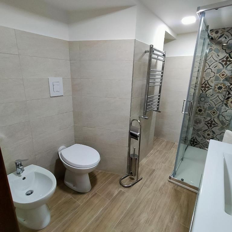 AUTENTICA NAPOLI HOME - Appartamento con 2 Camere da Letto - 9