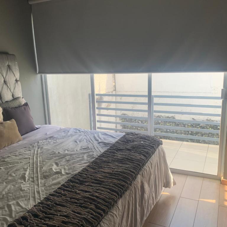 Casa equipada cerca Andares, Auditorio Telmex y Estadio Akron - Two-Bedroom House - 11