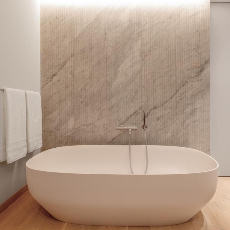 The Ritz-Carlton Residences Mexico City - One-Bedroom King Residence with Grand Park View and Terrace - 9