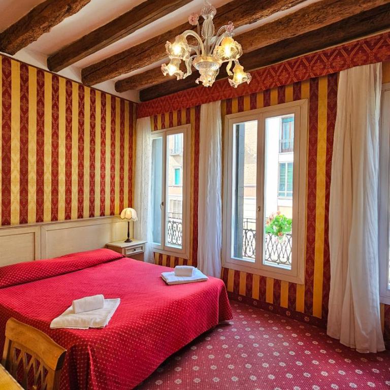 Ca' Messner 5 Leoni - Deluxe Vierbettzimmer mit Blick auf den Kanal - 3