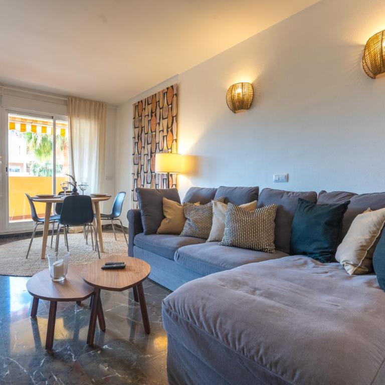 2 bedrooms with pool, terrace and balcony - Apartamento de 2 dormitorios - 4