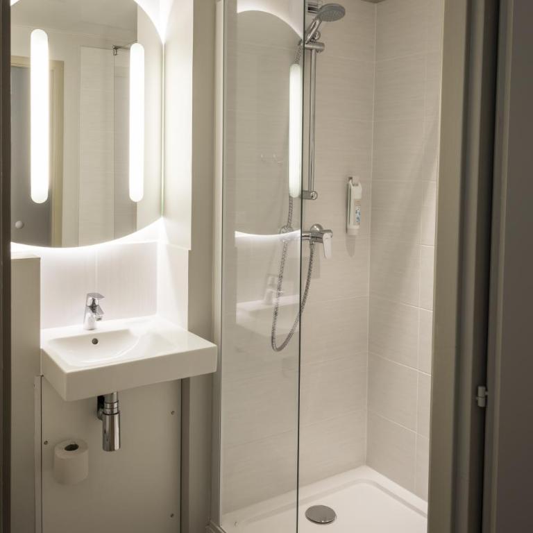 Ibis Budget Sallanches Pays du Mont-Blanc - Chambre Double - 4