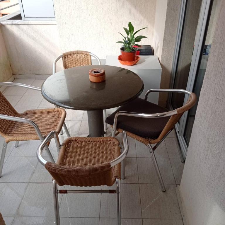 Apartman Fontana - Two-Bedroom Apartment with Terrace - 4
