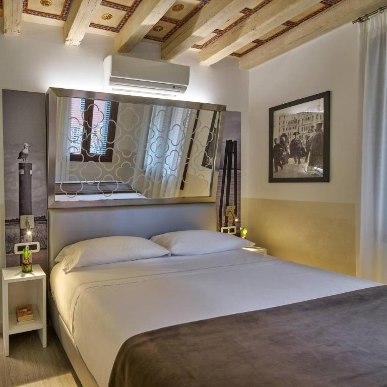 UNAHOTELS Ala Venezia-Adults 16 - Camera Matrimoniale Superior - 14