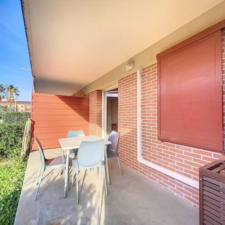 4130-T2 dans une résidence avec piscine - Appartement 1 Chambre - 1