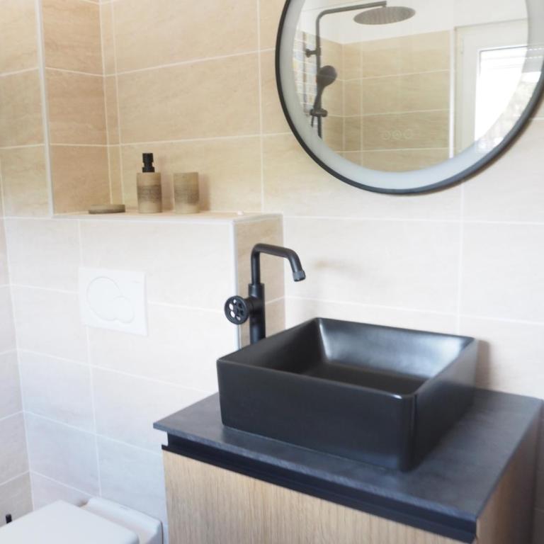 Grain de sable, classé 3 étoiles , les pieds dans l'eau - Three-Bedroom Apartment - 37