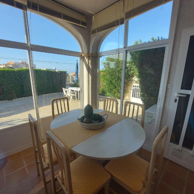 Maravillosa terraza con vistas al mar, La Mata - Two-Bedroom Apartment - 15