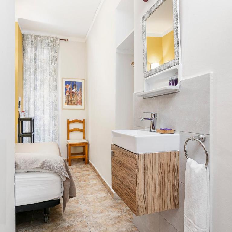 Hostal Santa Ana - Double Room with Private Bathroom - 10
