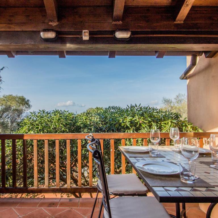 GuestHost - Lovely Sea View Apartment with Parking and Pool! - Appartamento con 2 Camere da Letto - 1