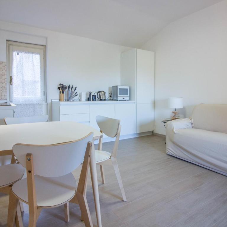 GuestHost - Lovely Sea View Apartment with Parking and Pool! - Appartamento con 2 Camere da Letto - 5