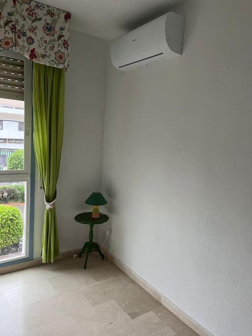 Flat close to the beach in Benalmadena - Two-Bedroom Apartment - 10