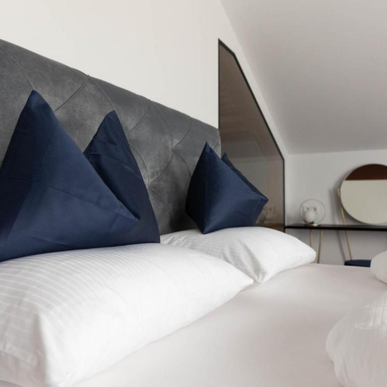 Ansitz Battisti Suites - Suite with Lake View - 7