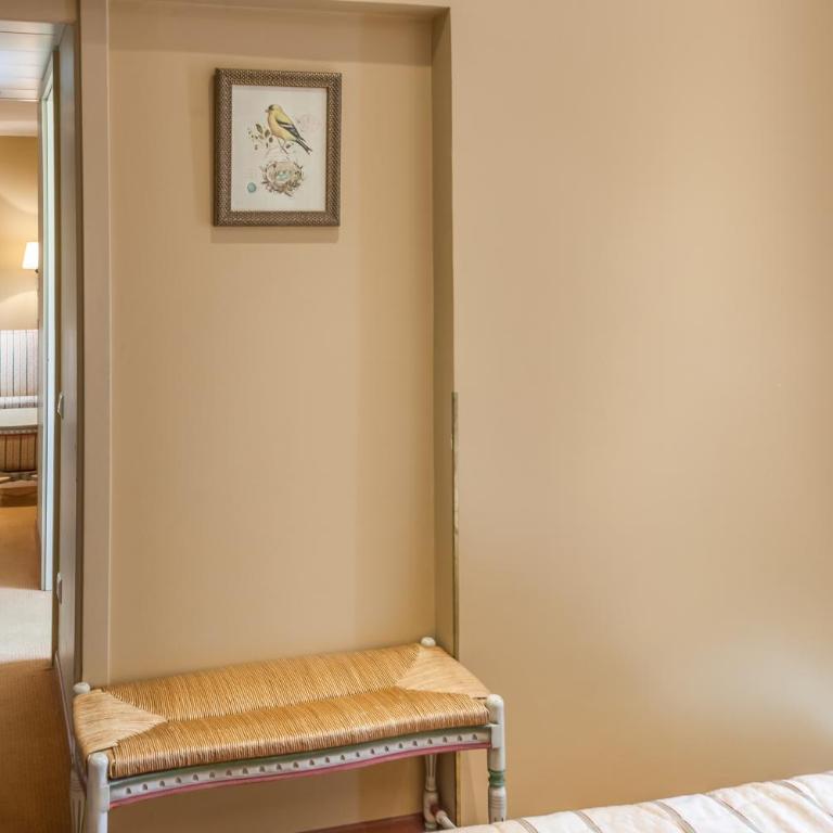Logis Hôtel Beauséjour Colmar - Suite Junior Tradition - 3