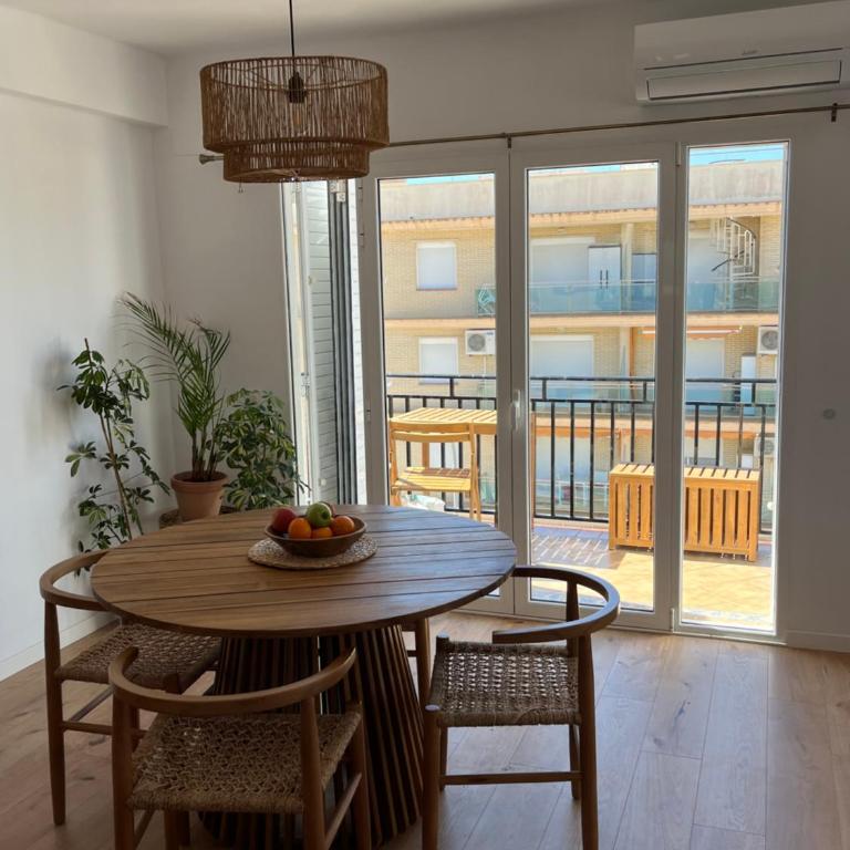 Apartamento renovado Miami Platja - Apartamento de 3 dormitorios con vistas al mar - 2