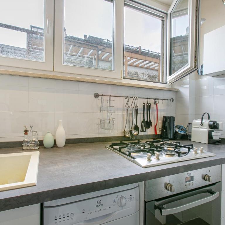 La Terrazza di Vigna Clara - Appartamento con 2 Camere da Letto - 9