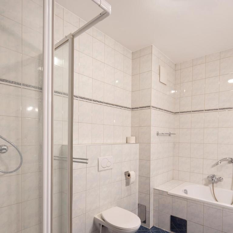 Workers Castle Apartments für die besten Monteure - Deluxe Doppelzimmer mit Bad - 13