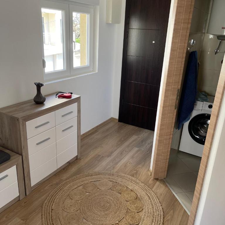 Listik Apartments - One-Bedroom Apartment - 14