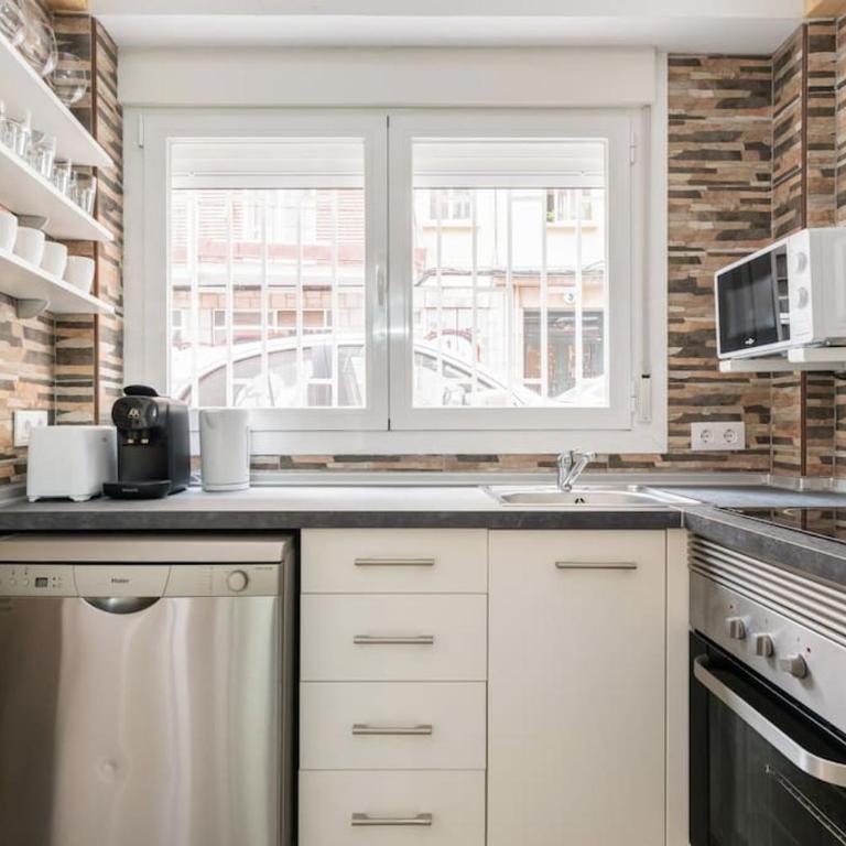Charming flat in Madrid-Rio - One-Bedroom Apartment - 2