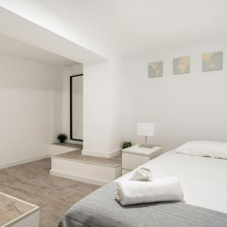Charming flat in Madrid-Rio - One-Bedroom Apartment - 13