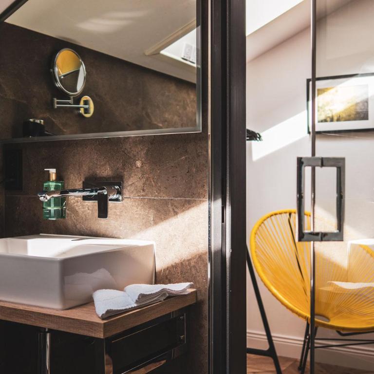 Villa Sonnenhof Boutique-Hotel - Doppelzimmer mit Bergblick - 3