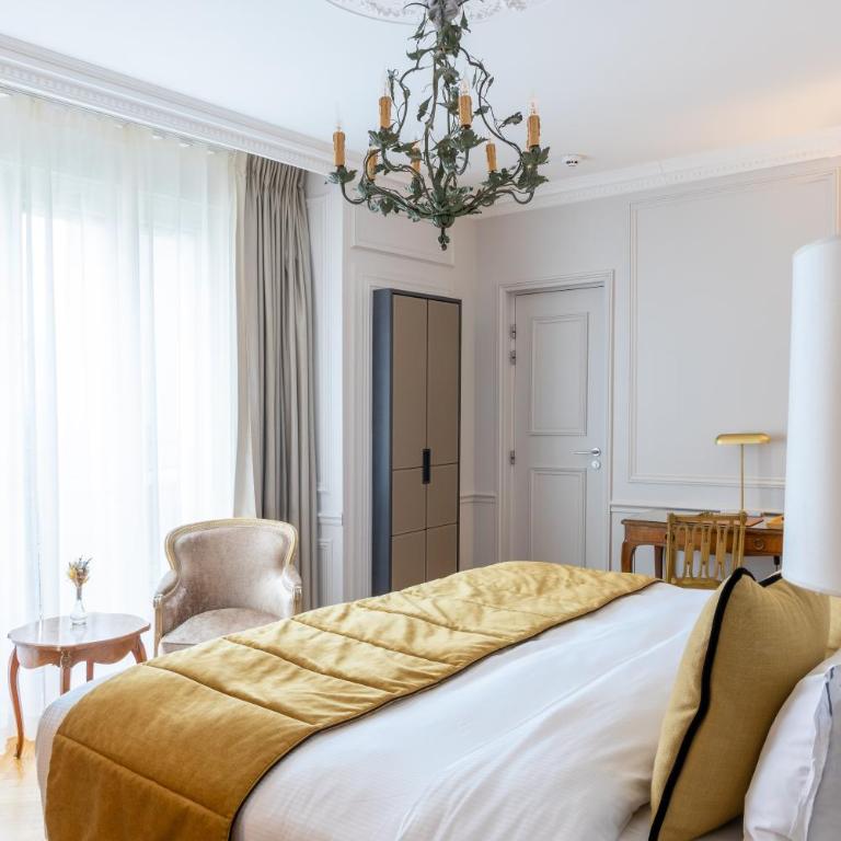 Hôtel Lancaster Paris Champs-Elysées - Chambre Deluxe - 4