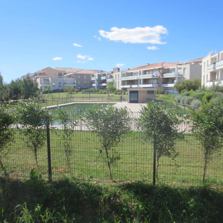 Rez de Jardin T3 recent et calme au Nouvelles Terres à La Londe les Maures - Appartement 2 Chambres - 4