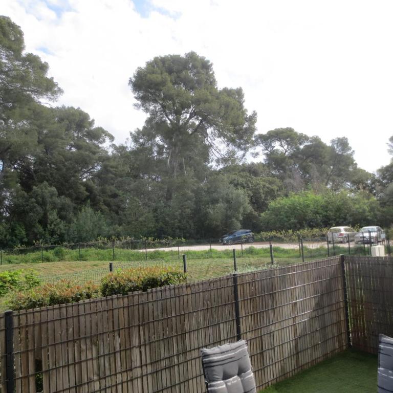 Rez de Jardin T3 recent et calme au Nouvelles Terres à La Londe les Maures - Appartement 2 Chambres - 7