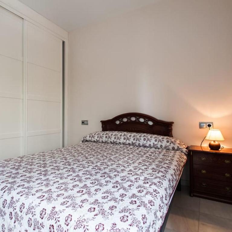 Amplio Piso en Nervión, Excelente zona de la ciudad. - Apartamento de 3 dormitorios - 27