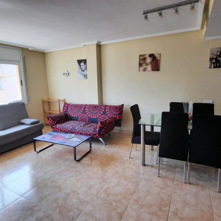 Fabuloso apartamento familiar con piscina en Salou - Two-Bedroom Apartment - 67