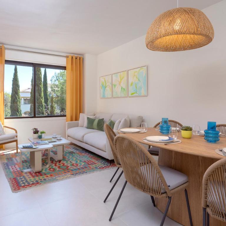 Genteel Home Costa de Nagueles - Duplex Three-Bedroom with Terrace - 1