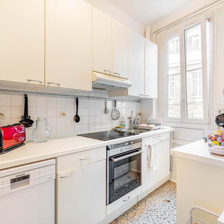 GuestReady - Luxe et confort à Paris - Apartment - 12