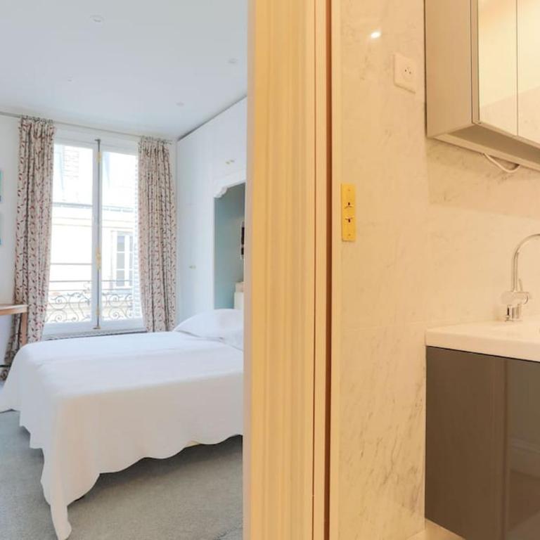 Chic Flat 2 rooms Georges V - Appartamento con 2 Camere da Letto - 12