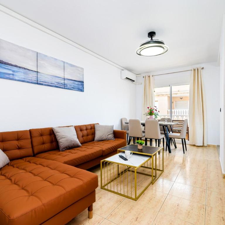 Modern apartment-beach-Aceqion-Torrevieja PMT18 - Three-Bedroom Apartment - 4