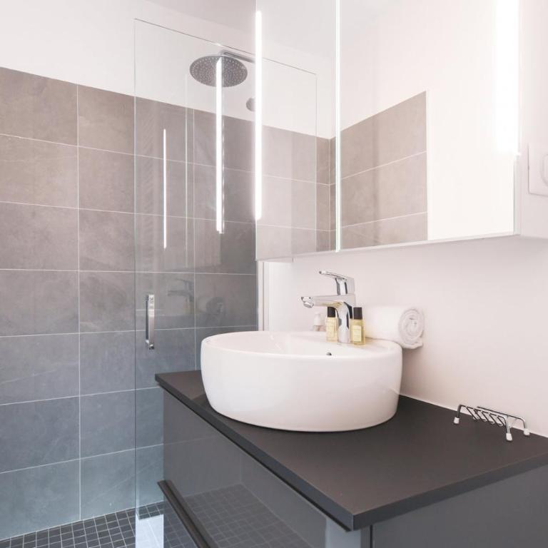 GuestReady - Apt de luxe Proche de la Tour Eiffel - Appartement - 17