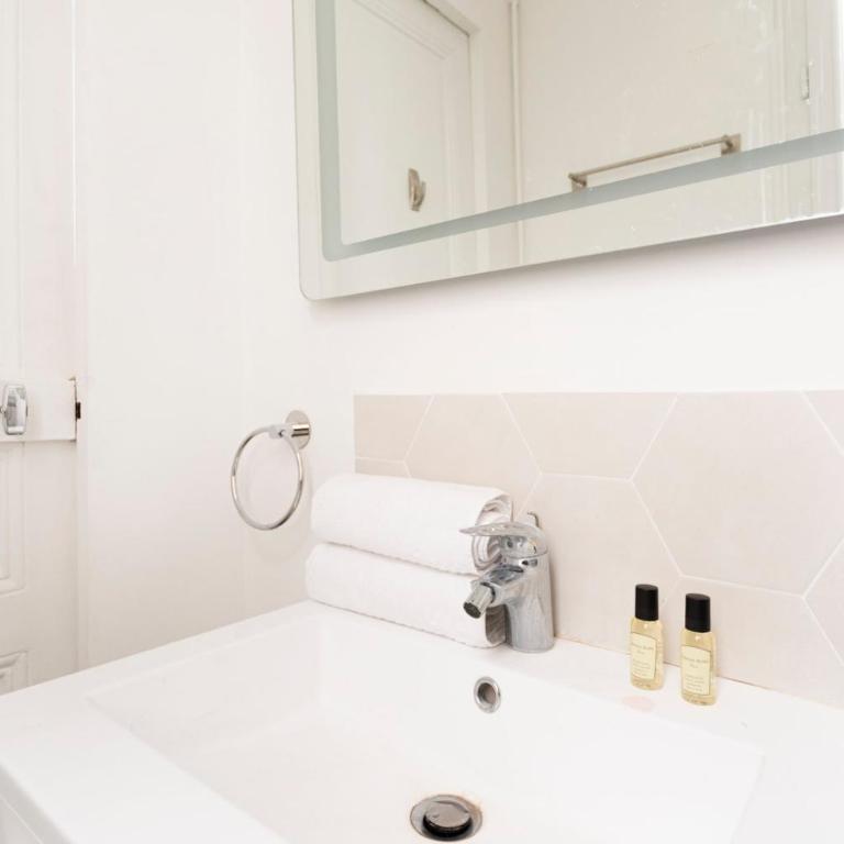 GuestReady - Duplex spacieux et lumineux - Apartment - 16