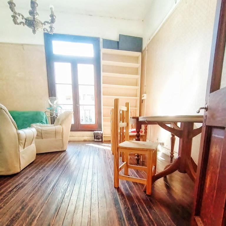En La Plata Hostel El Pampa - Habitación compartida masculina de 8 camas - 4