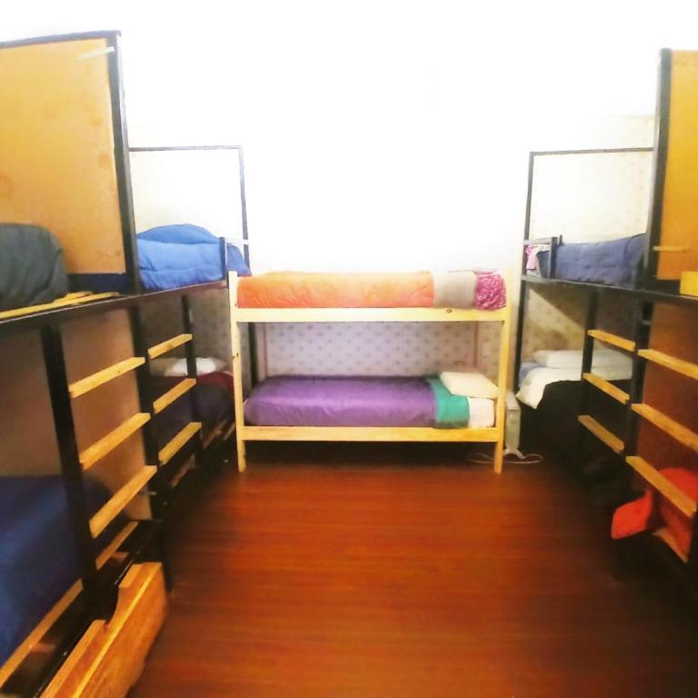 En La Plata Hostel El Pampa - Habitación compartida masculina de 8 camas - 6