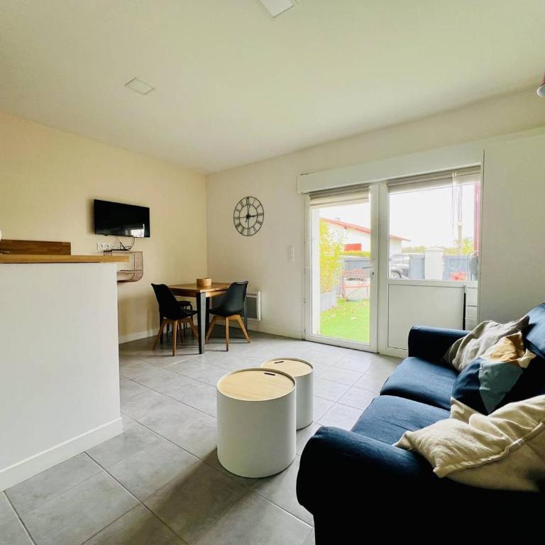 T1 Bis Cambo-les-Bains avec Terrasse et Accès Internet - Appartamento con 1 Camera da Letto - 10