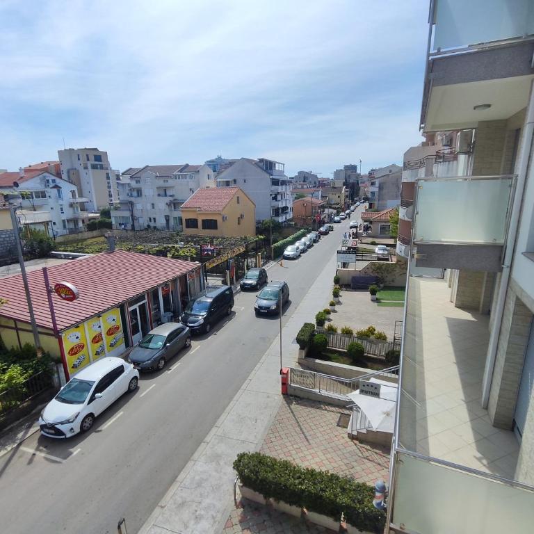 Glory Suites - One-Bedroom Apartment - 22
