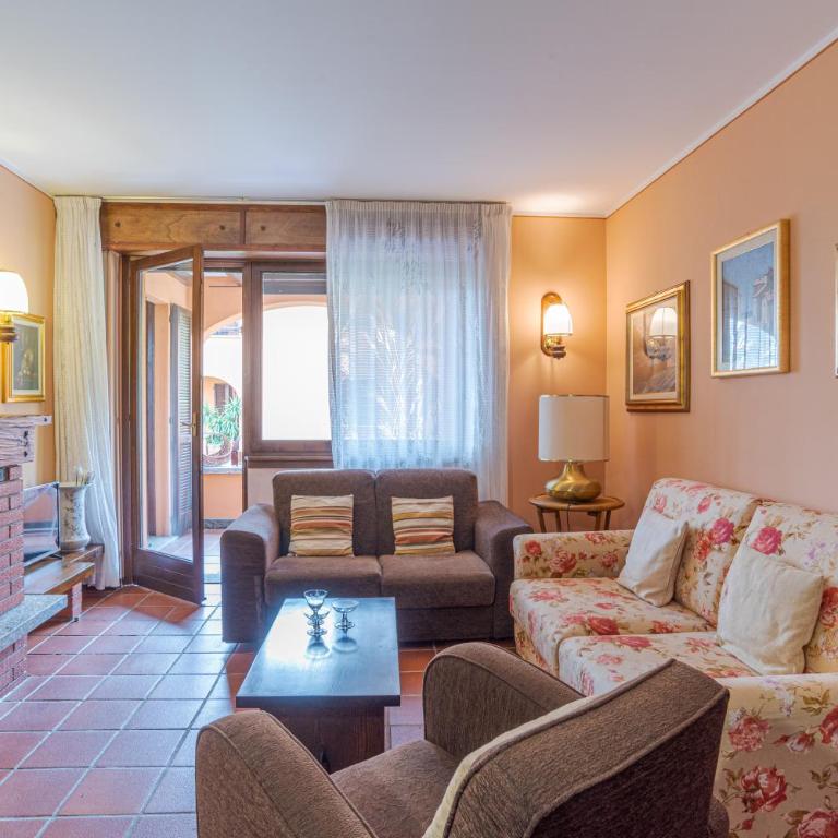 GuestHost - Menaggio Flat with Parking & Veranda - Two-Bedroom Apartment - 4