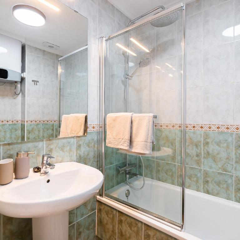 Modern apartment-beach-Aceqion-Torrevieja PMT18 - Three-Bedroom Apartment - 29
