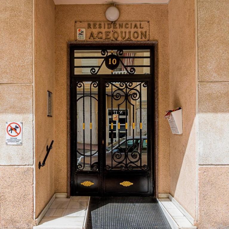 Modern apartment-beach-Aceqion-Torrevieja PMT18 - Three-Bedroom Apartment - 14