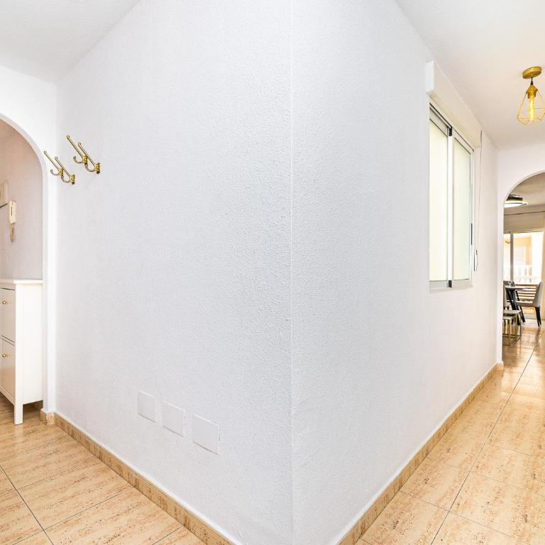 Modern apartment-beach-Aceqion-Torrevieja PMT18 - Three-Bedroom Apartment - 36