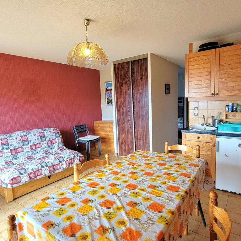 Appartement cosy 5 pers, terrasse sud, parking, proche station, animaux acceptés - Appartement 1 Chambre - 3