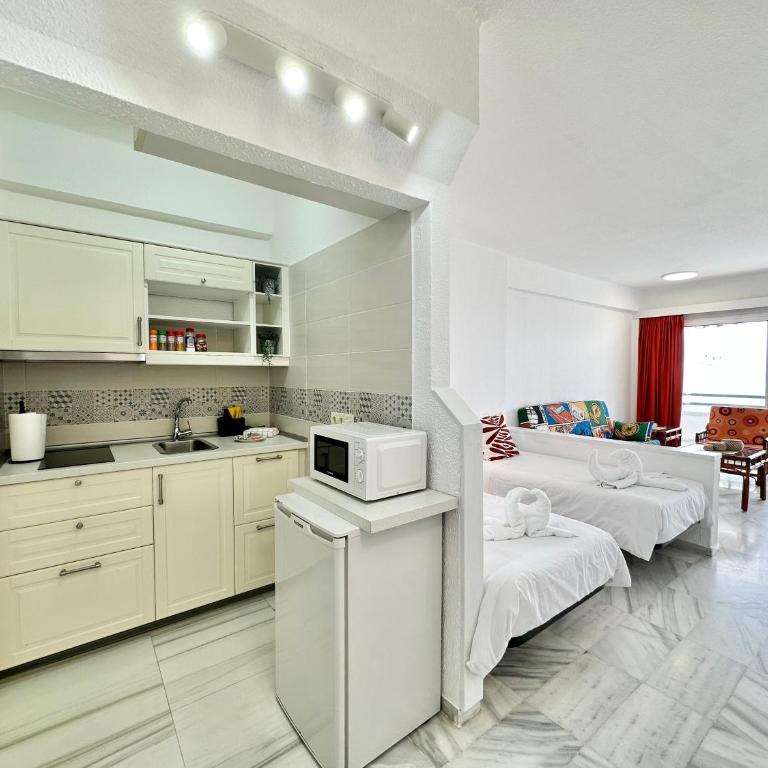 Atlantis Home - Studio with Sea View - 3