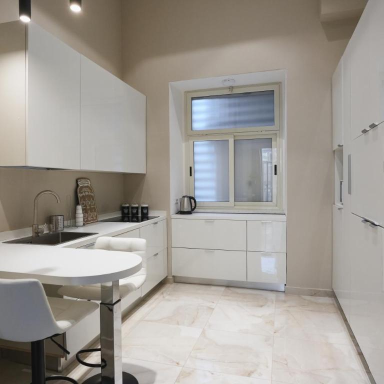 ENJOY Napoli - Exclusive Apartment - Appartamento con 3 Camere da Letto - 40
