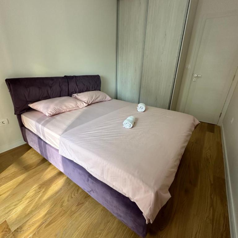 Cozy 1bd apartment Central point-GARAGE available 5e per day - One-Bedroom Apartment - 7