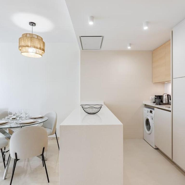 Newly renovated, sea view + walk to beach RDR381 - Apartment with Sea View - 8