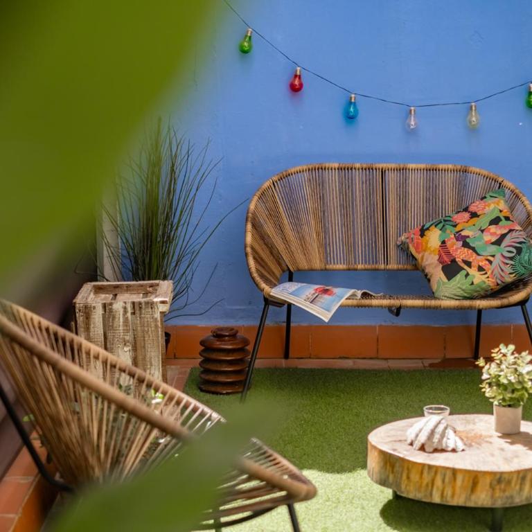 Apartamento en el corazón de Tarragona. Planta baja con patio. - Apartamento con patio - 65