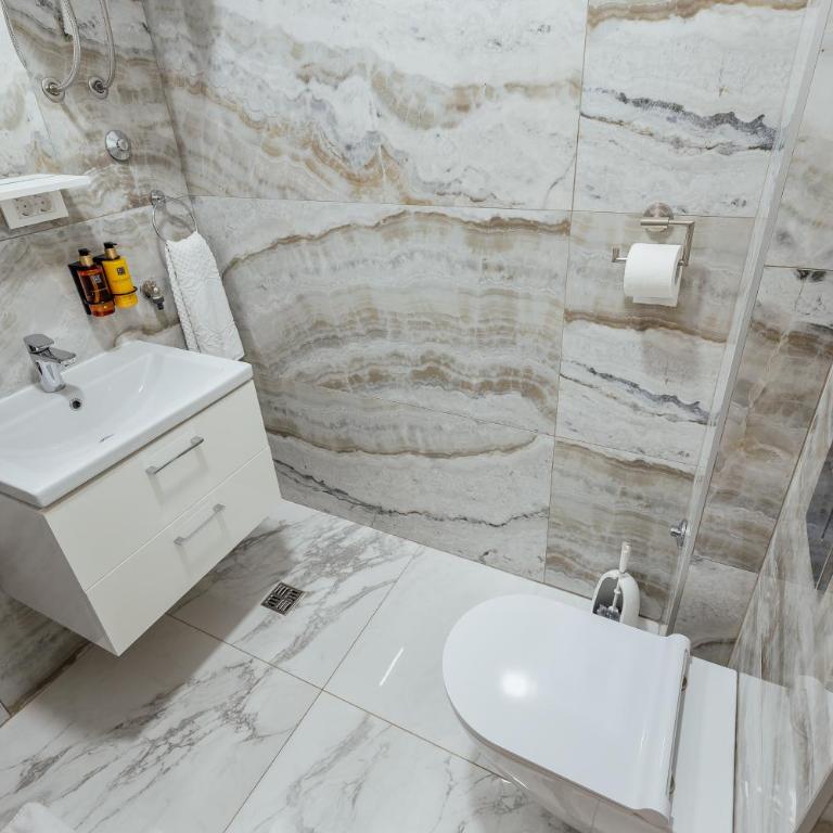APARTLU - Two-Bedroom Apartment - 20